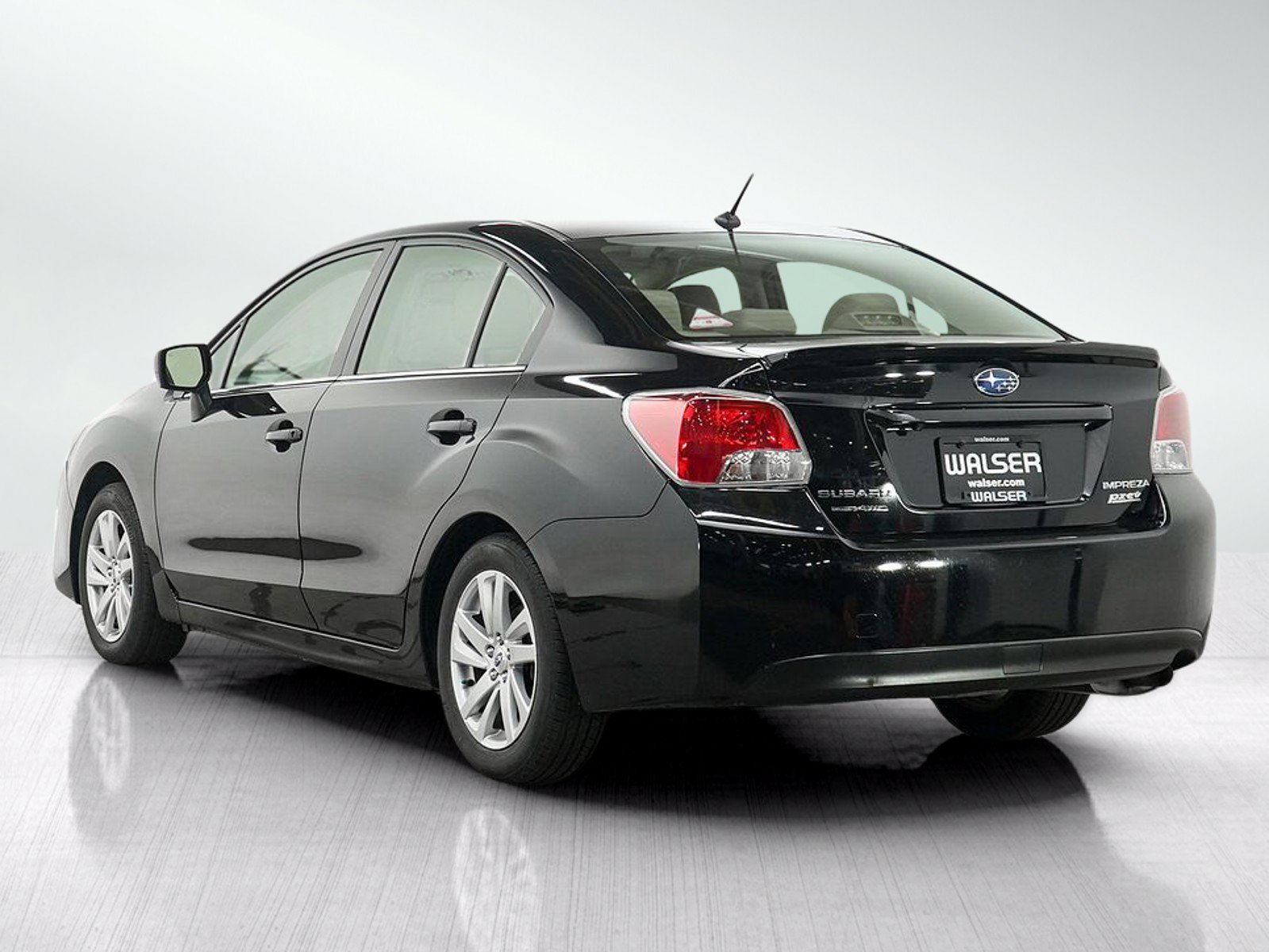 Used 2016 Crystal Black Silica Subaru 4dr CVT 2.0i Premium image 3
