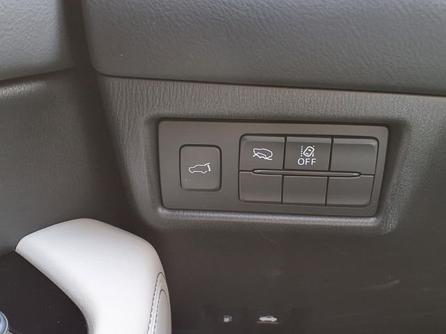 Used 2021 Red Mazda Grand Touring Reserve image 23