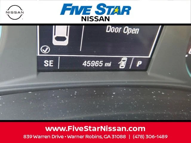 Used 2023 Gray Chevrolet LT image 28