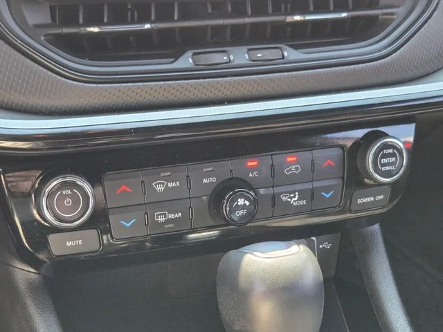 Used 2025 Red Jeep Trailhawk image 29