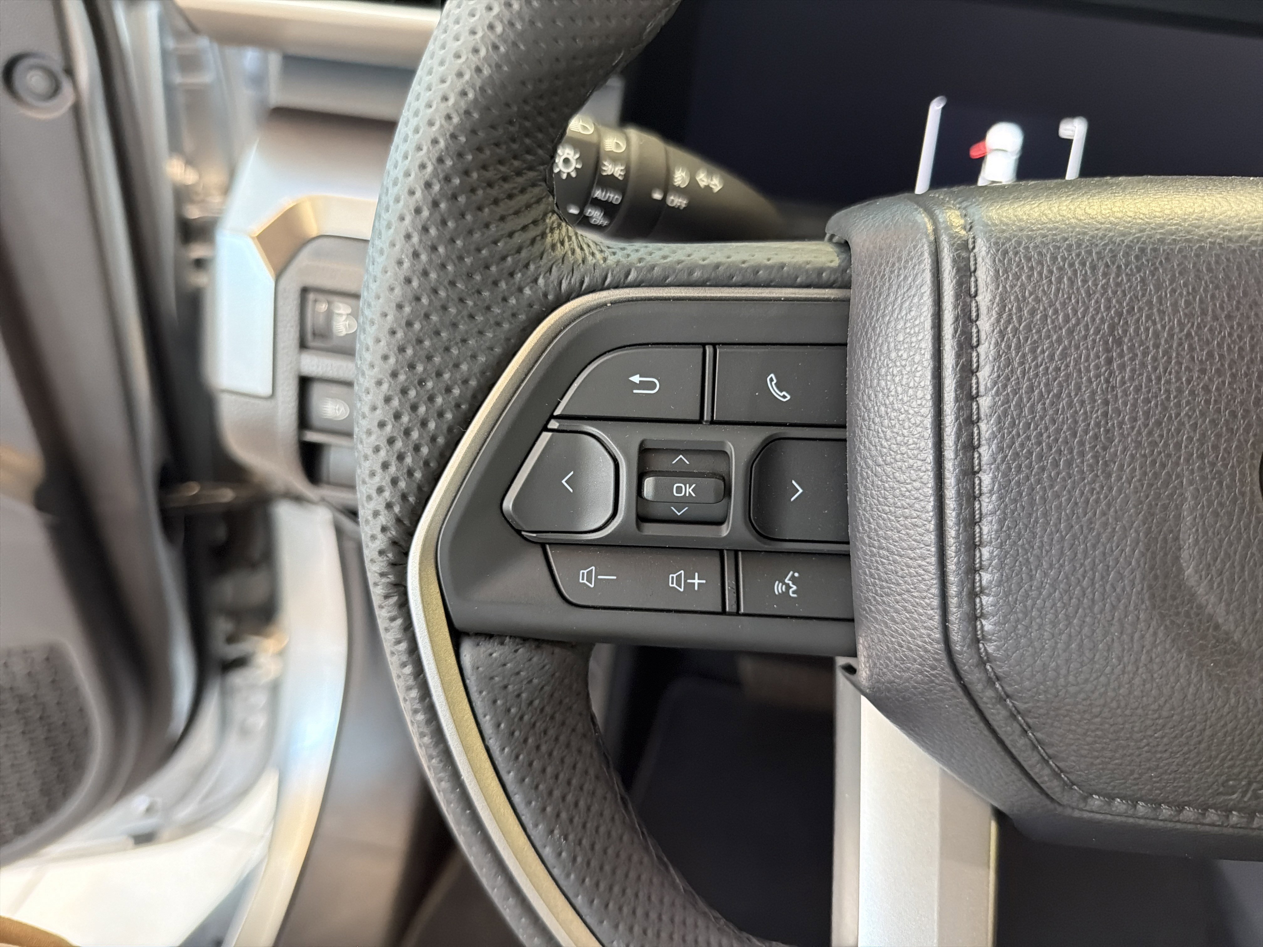 2025 Toyota Tacoma TRD Off Road - Photo 26