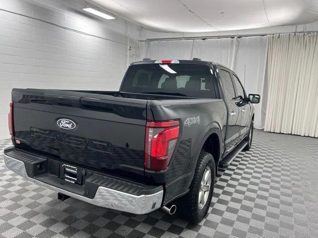 Used 2025 Black Ford XLT image 5