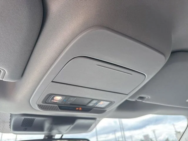 Used 2021 Oxford White Ford XLT image 28