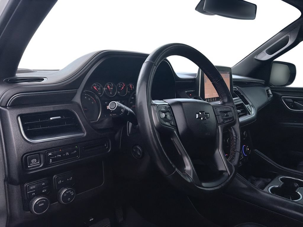 Used 2021 IRIDESCENT PEARL TRICOAT Chevrolet RST image 10