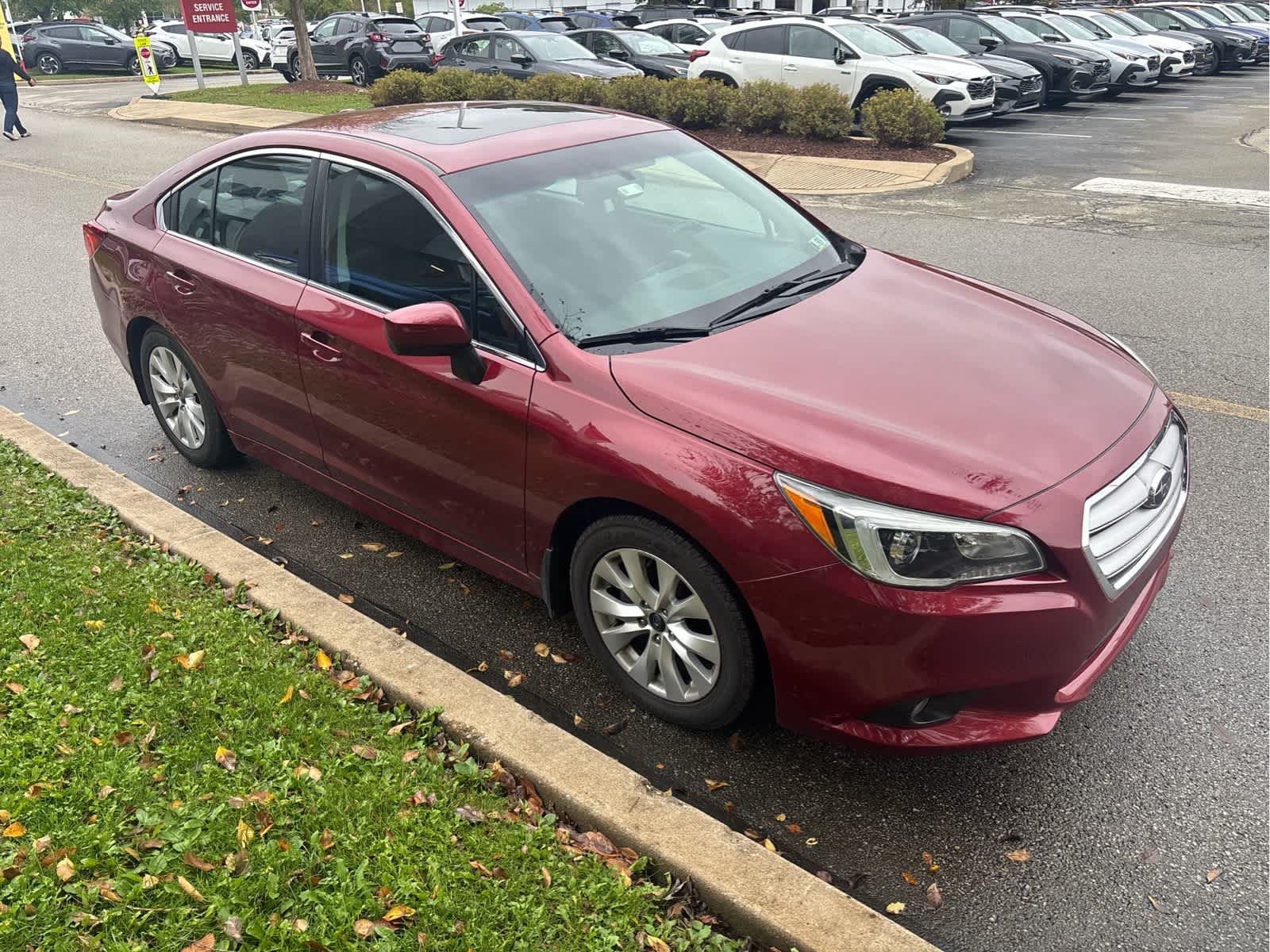 Used 2015 Venetian Red Pearl Subaru 2.5i Premium image 5