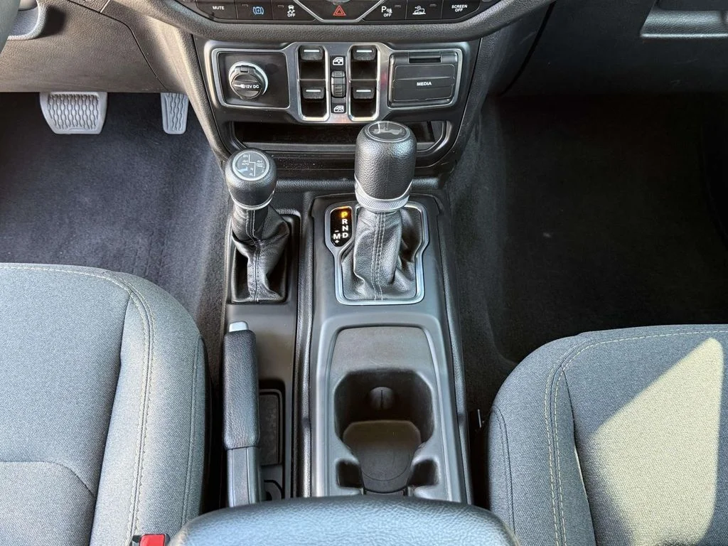 Used 2024 Gray Jeep Sport S 4xe image 21