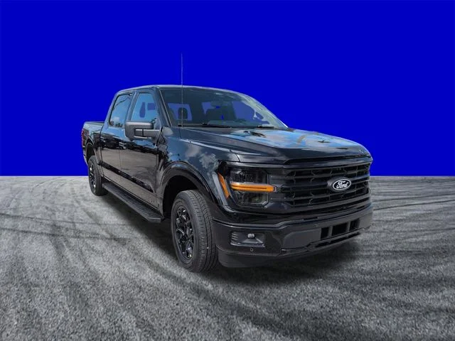 New 2026 Black Ford XLT image 2