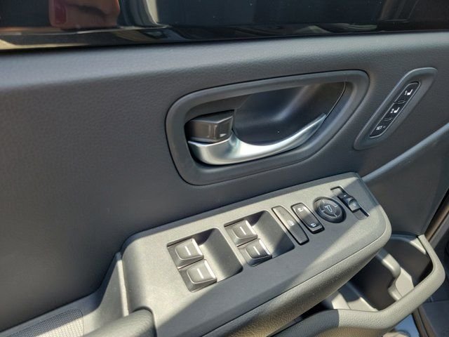 Used 2025 Crystal Black Pearl Honda Touring image 22