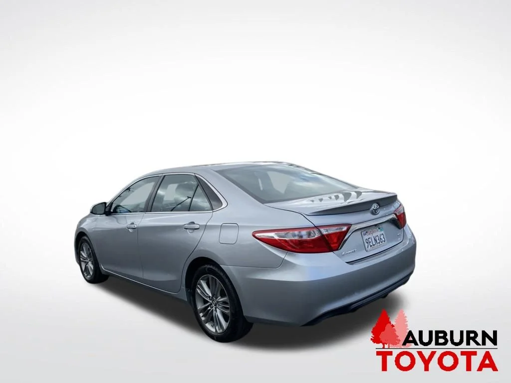 Used 2015 Celestial Silver Metallic Toyota SE image 5