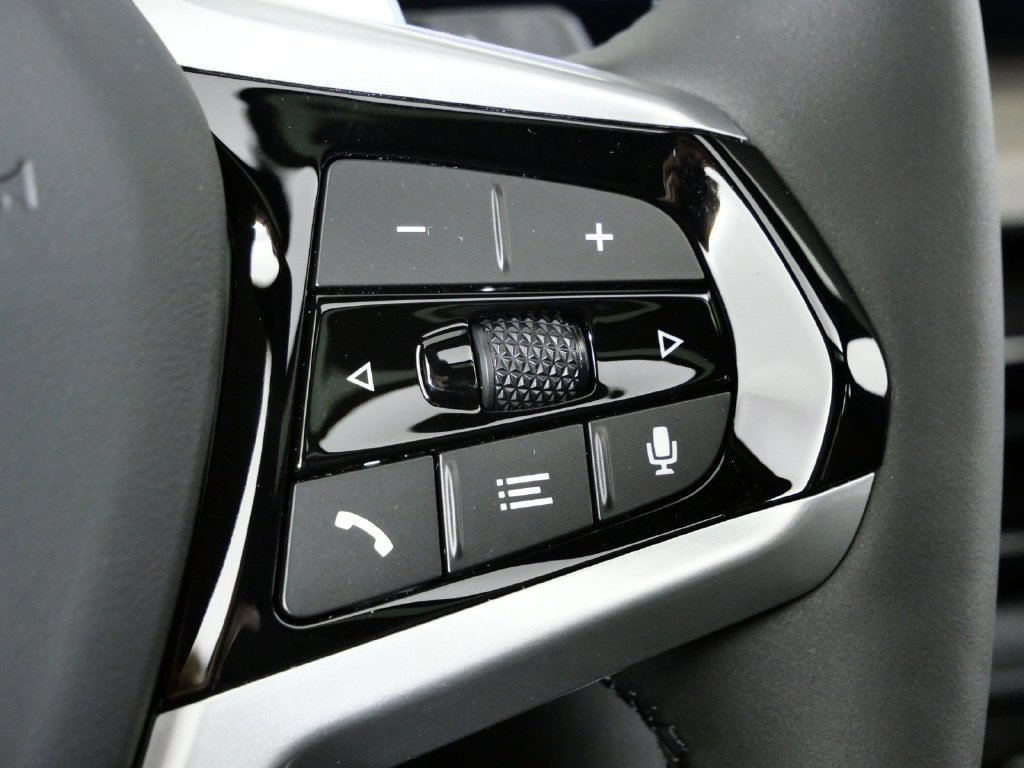 2026 BMW 3 Series 330i - Photo 40
