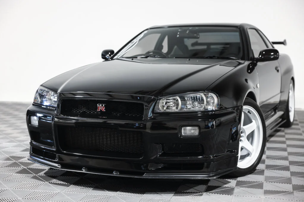 Used 2000 Black Nissan  image 12