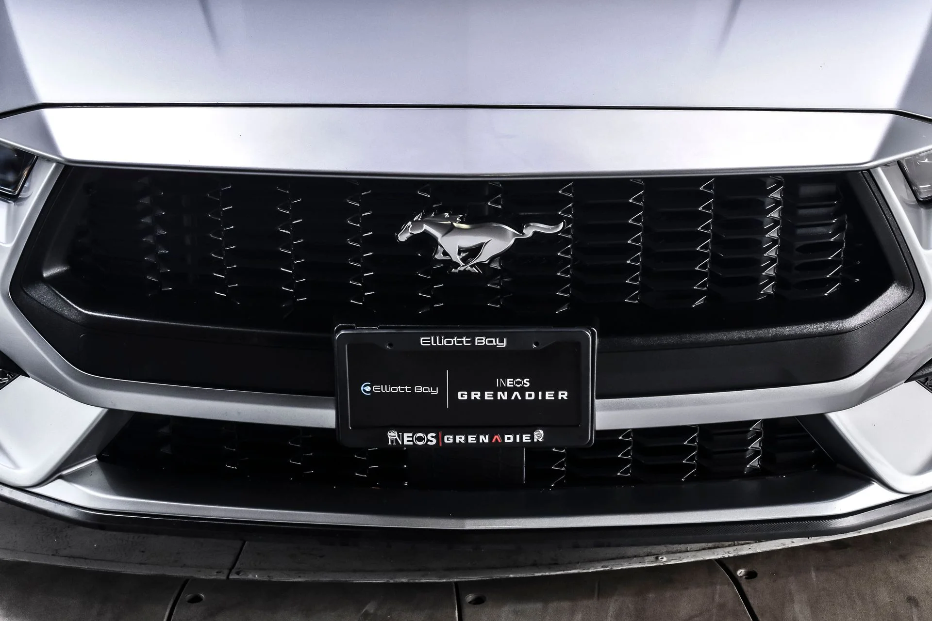 Used 2025 Iconic Silver Metallic Ford EcoBoost image 11