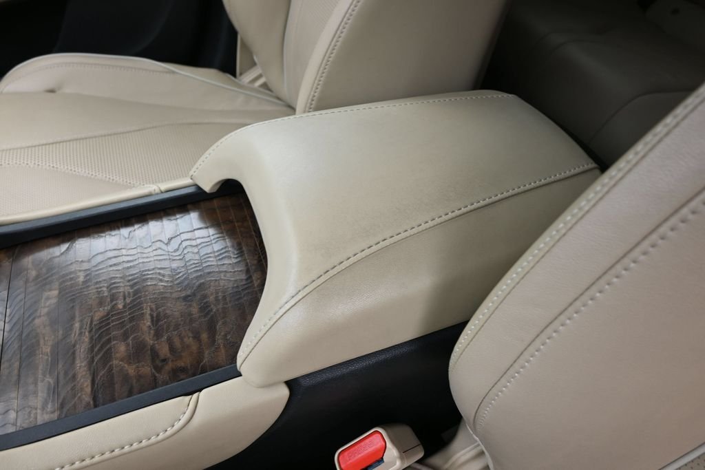 Used 2019 White Acura Advance Package image 12