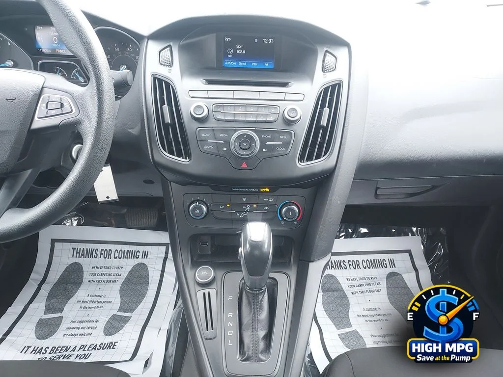 Used 2015 Silver Ford SE image 13