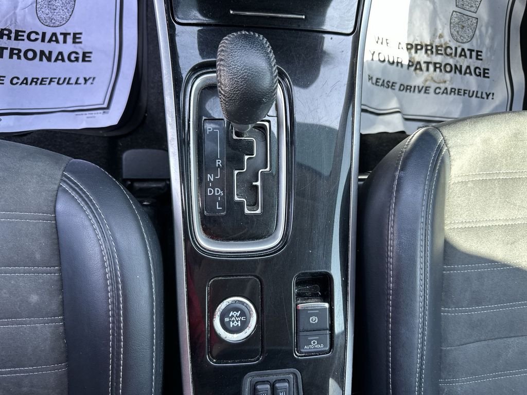 Used 2020 Gray Mitsubishi  image 25