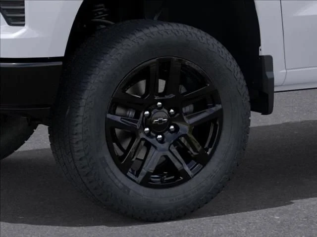 New 2026 Summit White Chevrolet LT Trail Boss image 9