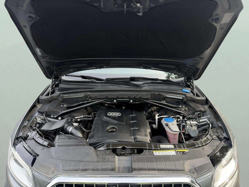 Used 2017 Gray Audi Premium Plus image 33