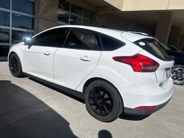 Used 2015 White Ford SE image 4