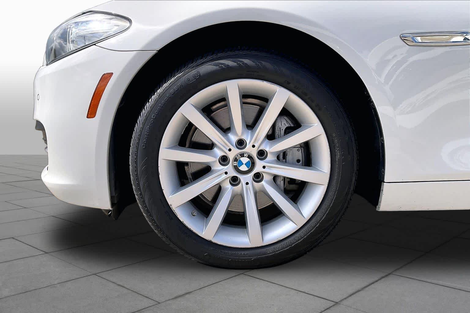 Used 2014 Alpine White BMW 535i image 9