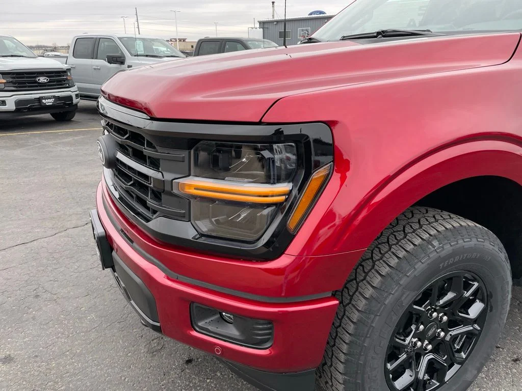 New 2026 Ruby Red Metallic Tinted Clearcoat Ford XLT image 38