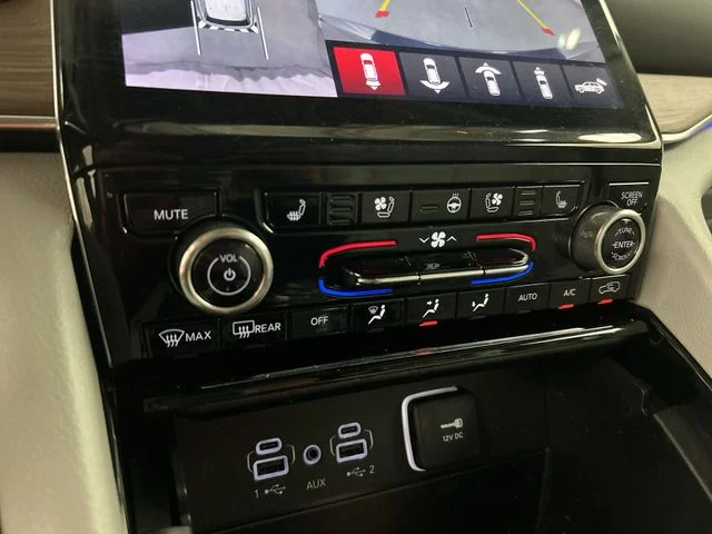 2022 Jeep Grand Cherokee Summit Reserve 4xe - Photo 26
