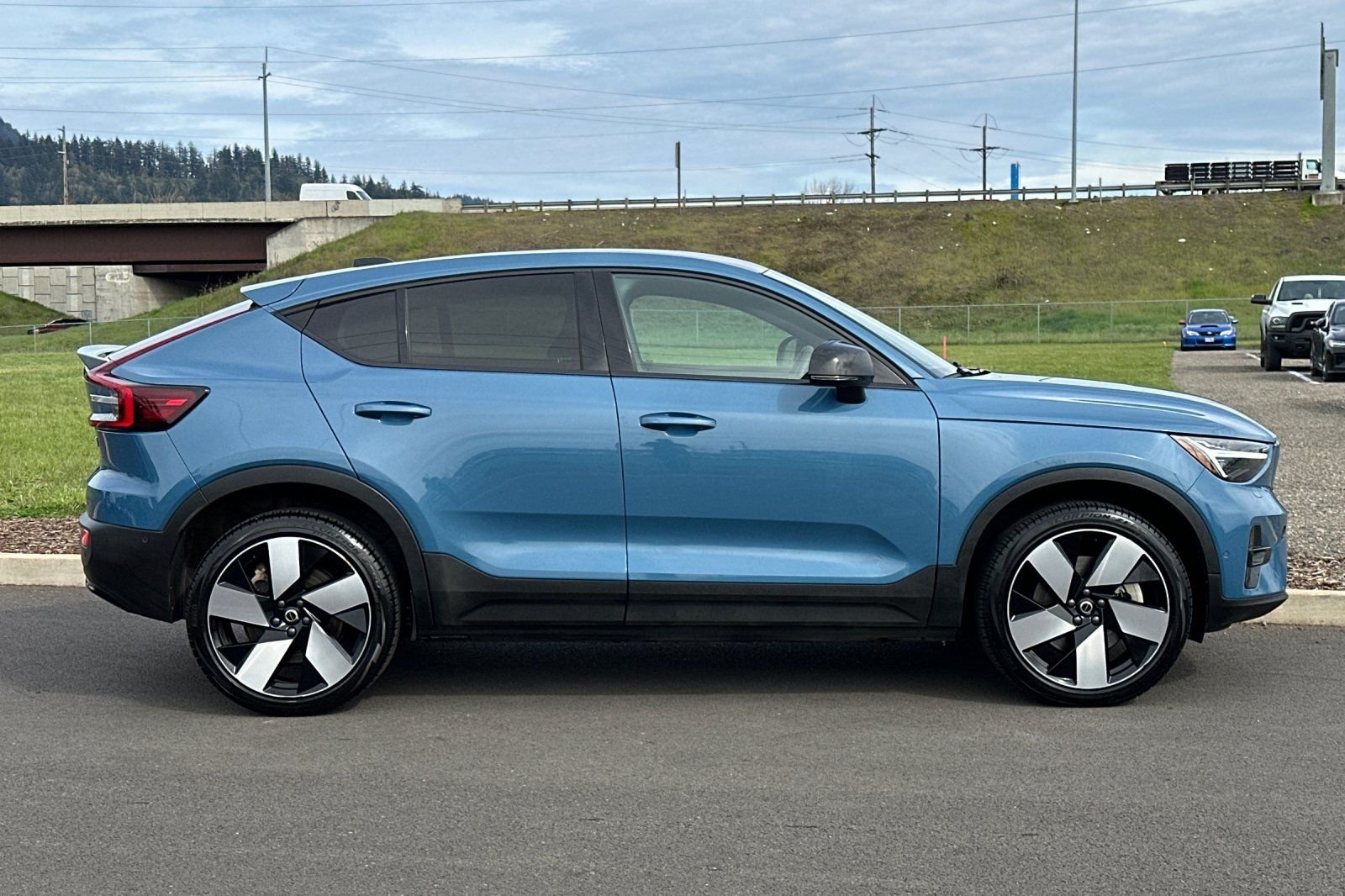 Used 2023 Volvo C40 Ultimate with VIN YV4ED3GM3P2038676 for sale in Eugene, OR