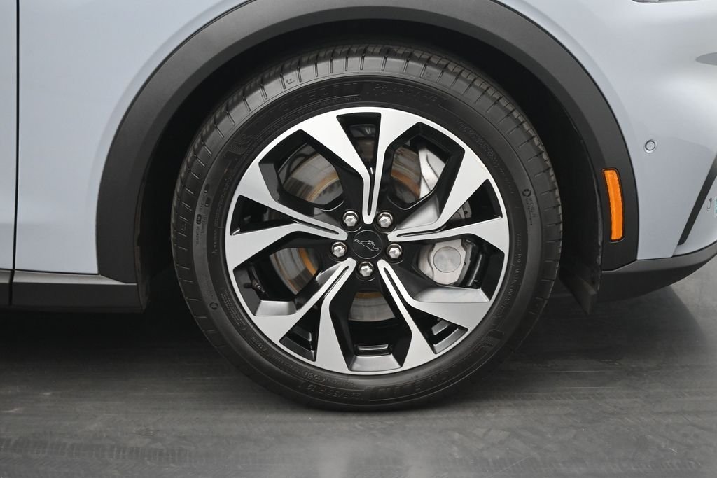 Certified Used 2024 Gray Ford Select image 22