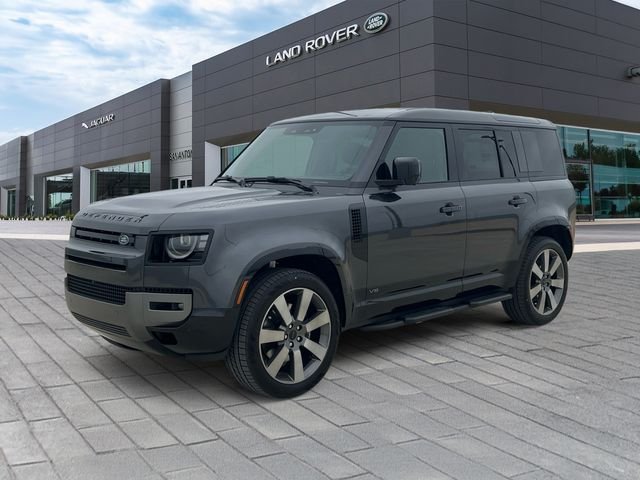 2026 Land Rover Defender 110 V8 P525's photo