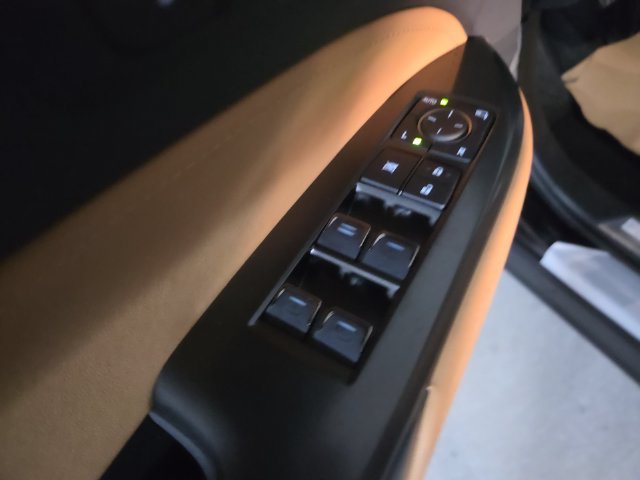 New 2026 Caviar Lexus PREMIUM image 13