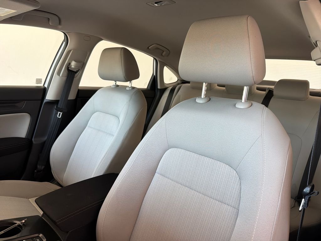Used 2024  Honda LX image 13