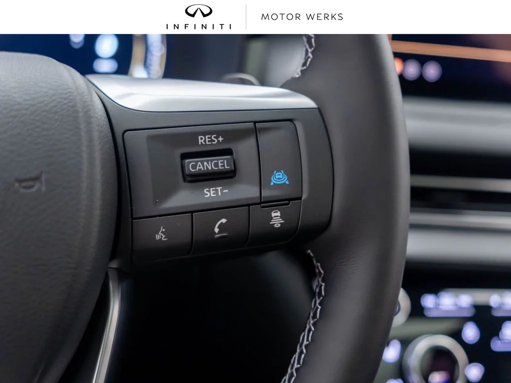 New 2027 2T RAD WHT INFINITI Autograph AWD image 27