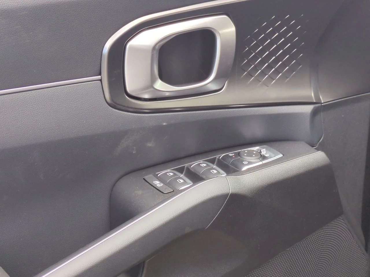 New 2026 Interstellar Gray Kia EX image 23