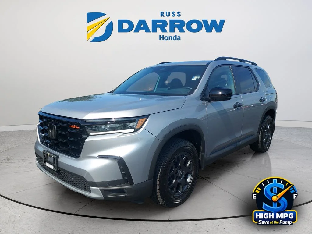 Certified Used 2025 Silver Honda TrailSport image 1