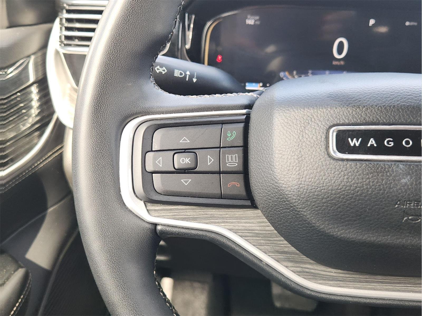 2022 Jeep Wagoneer photo 29 of 35