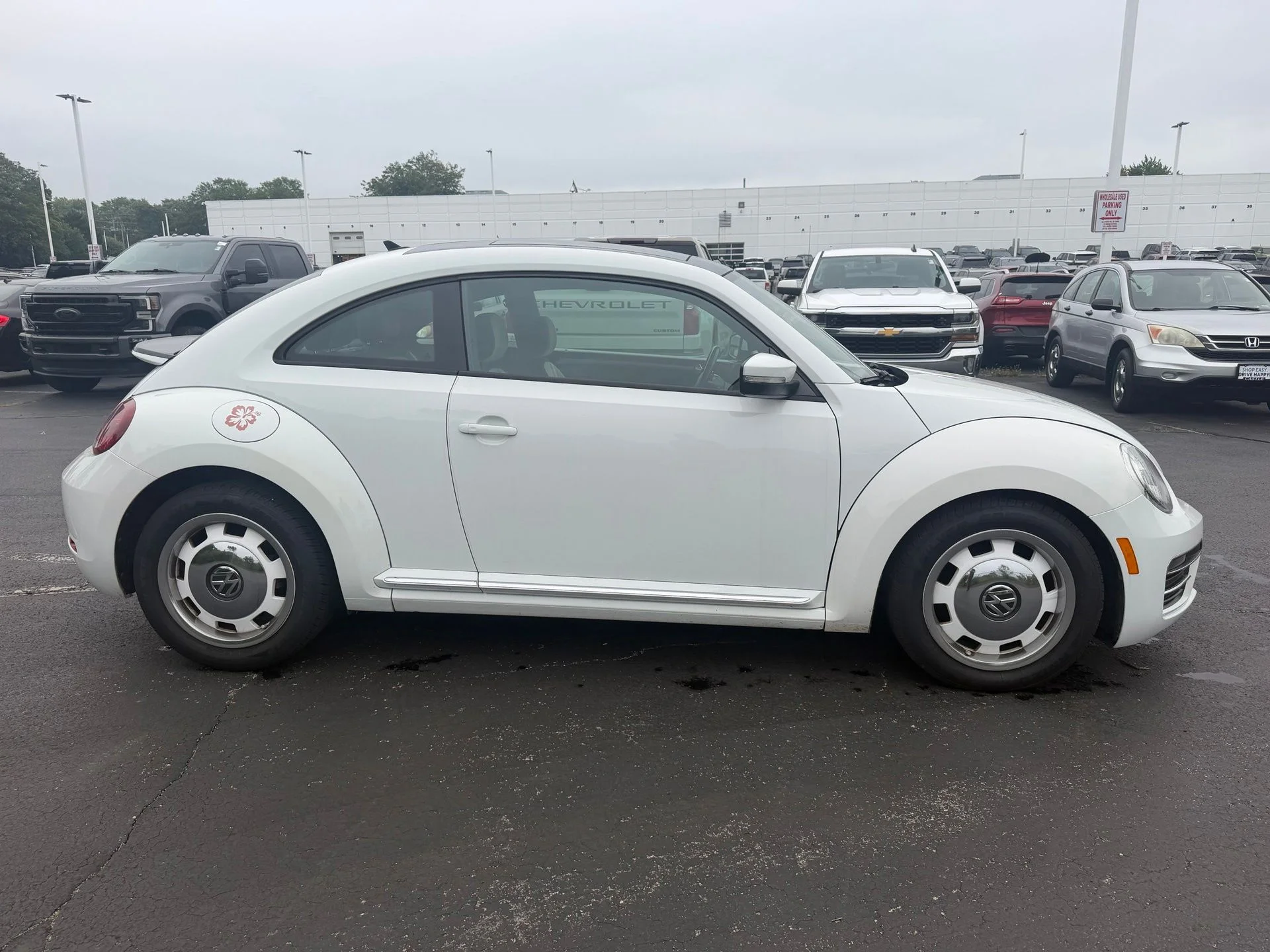 Used 2018 White Volkswagen 2.0T S image 5