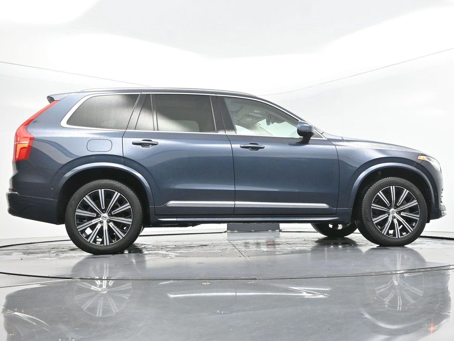 Used 2023 Denim Blue Metallic Volvo Plus image 50