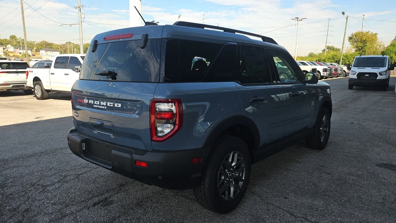 New 2026 Azure Gray Metallic Tri-Coat Ford Big Bend 4WD image 6