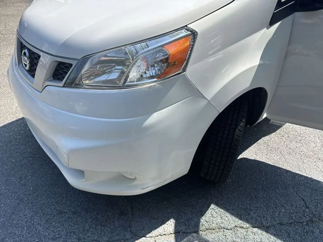 Used 2020 White Nissan S image 30