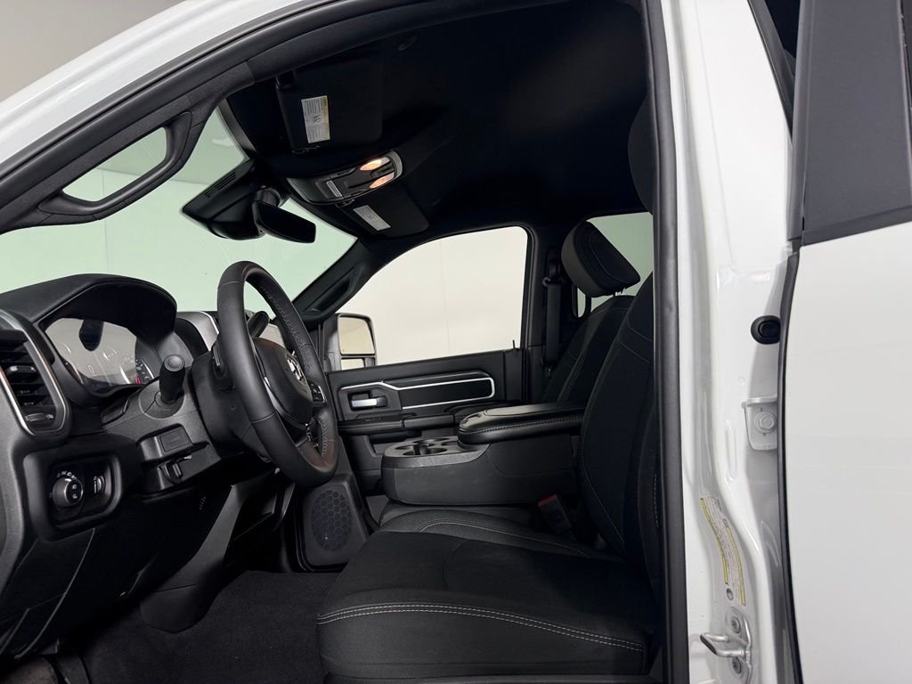 Used 2026 White Ram Big Horn image 23
