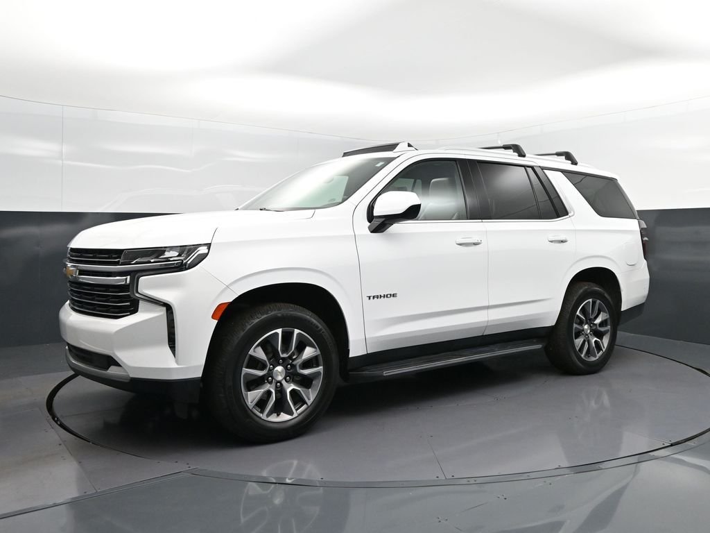 Used 2021 White Chevrolet LT image 3