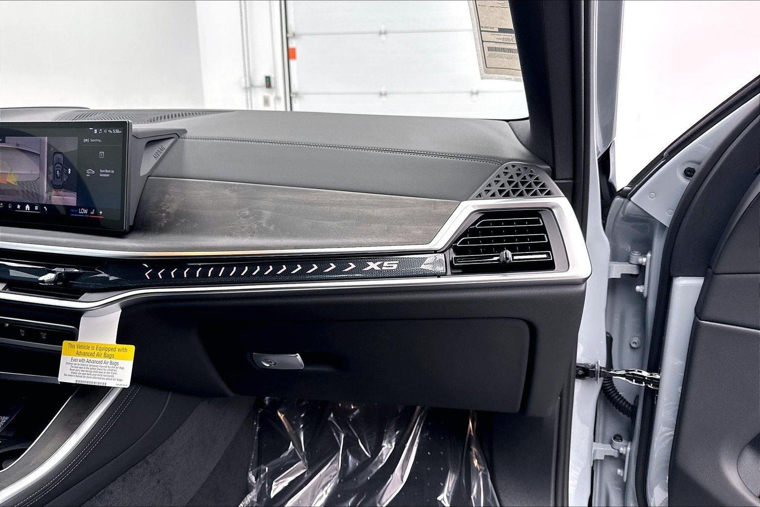 New 2026 Brooklyn Grey Metallic BMW xDrive50e image 34