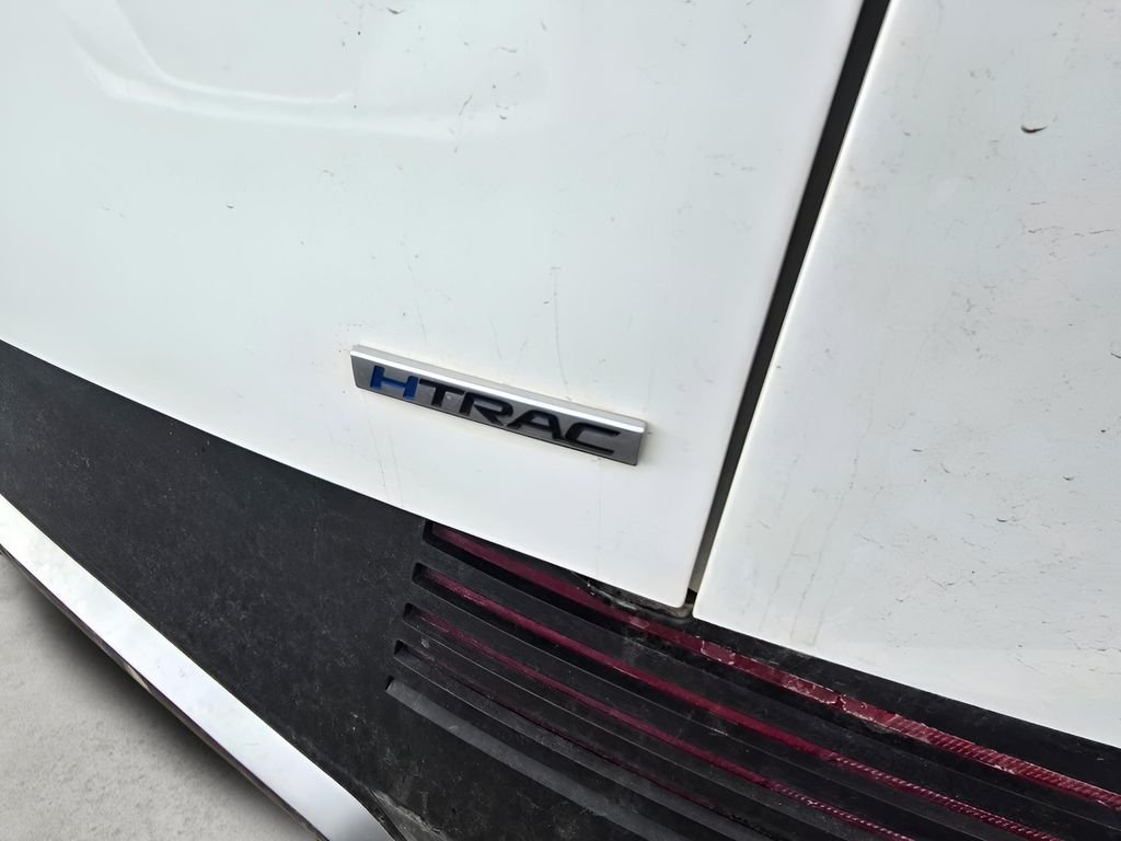 Used 2024 Atlas White Hyundai SEL image 17