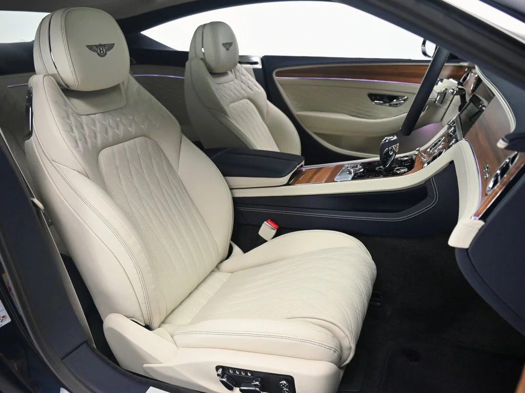 New 2026 Dark Sapphire Bentley  image 13