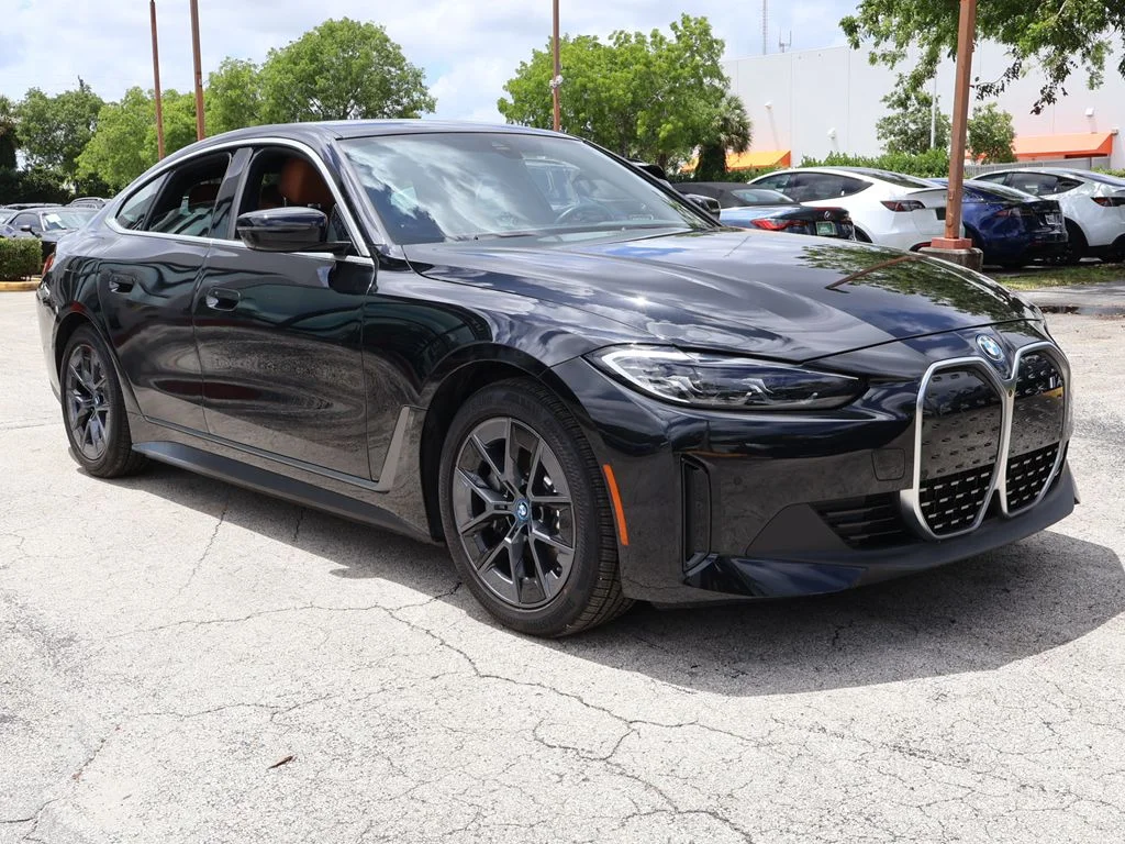 Used 2023 BMW i4 35 with VIN WBY43AW06PFR06925 for sale in Miami, FL