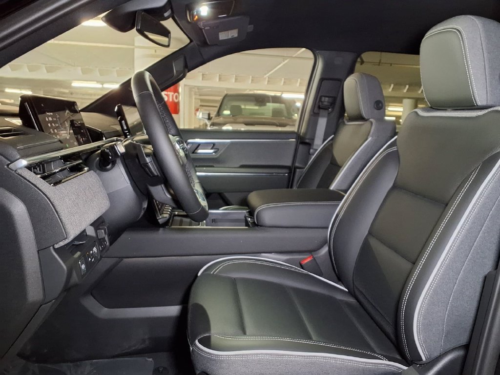 2026 GMC Sierra EV Elevation - Photo 15