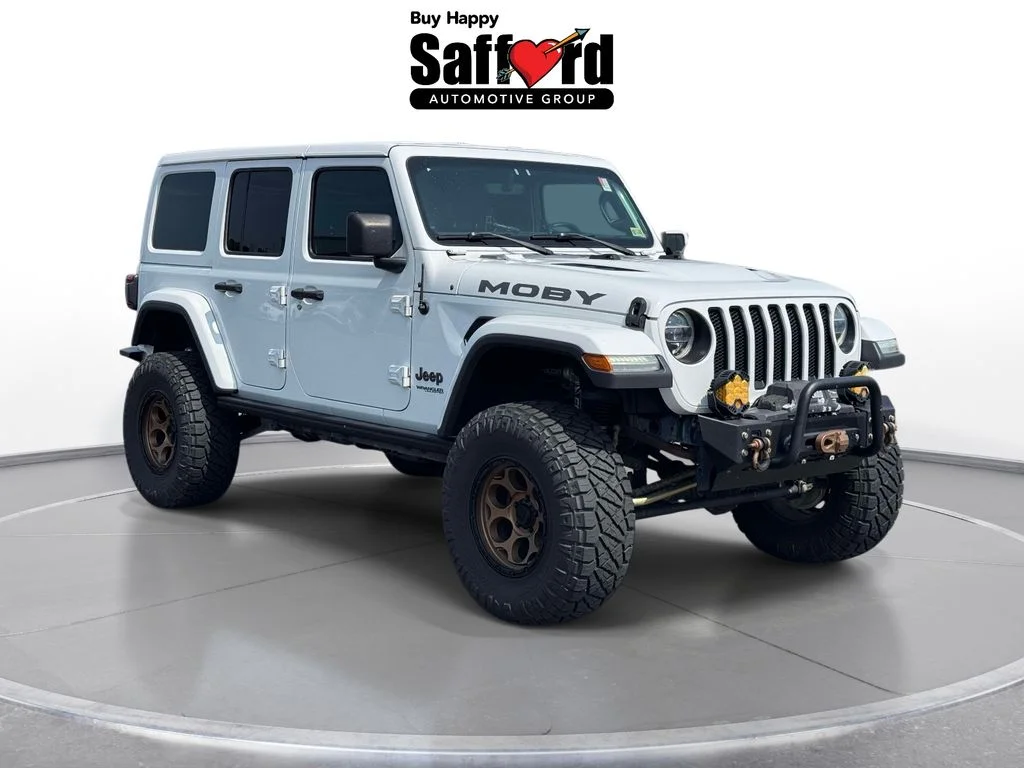 Used 2019 White Jeep Unlimited Sahara image 9