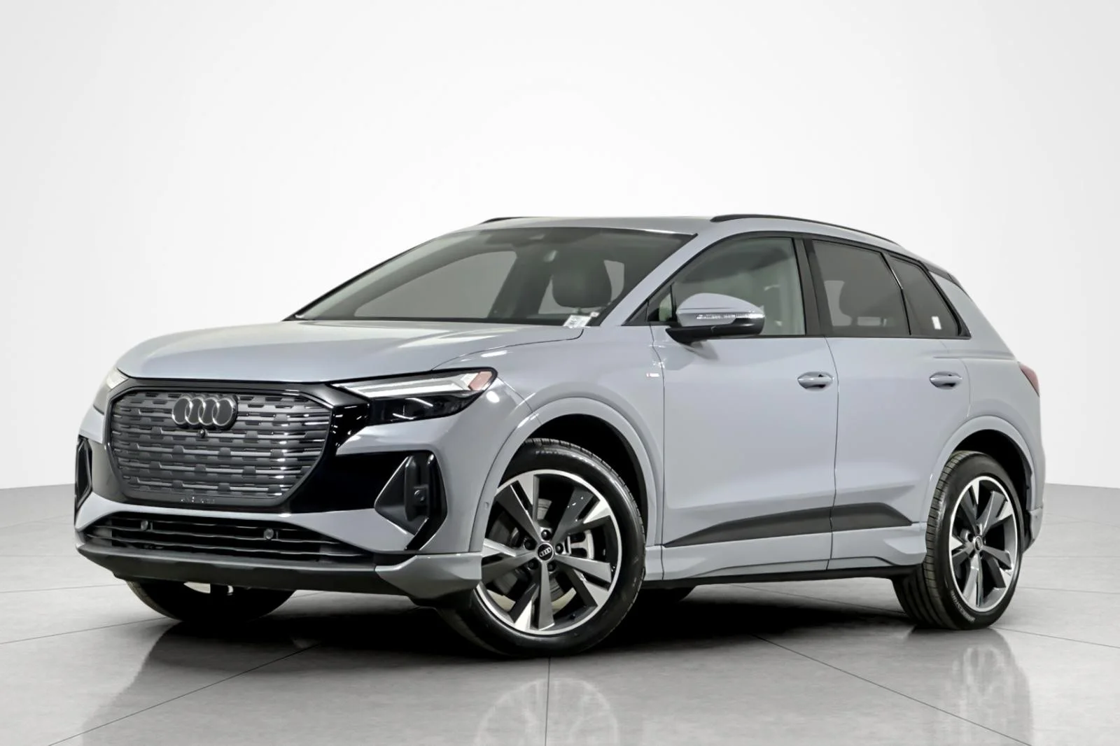 2023 Audi Q4 e-tron 50 Premium Plus quattro's photo
