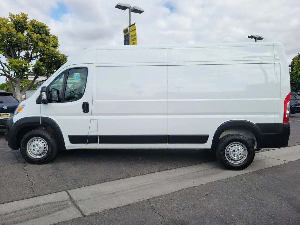 Used 2025 White Ram High Roof image 29
