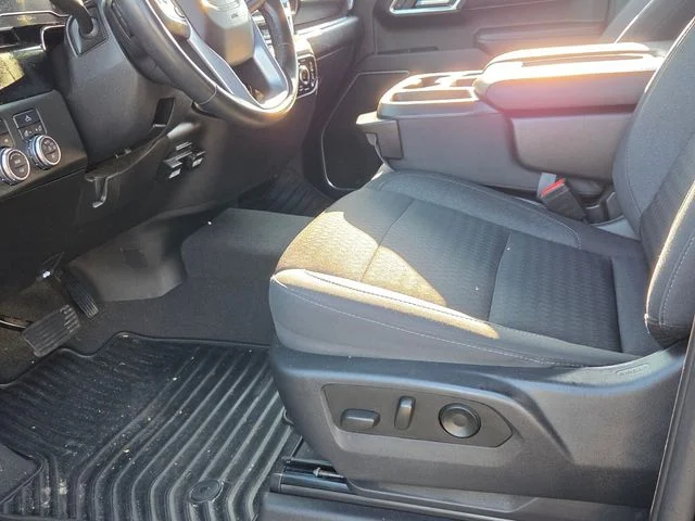Used 2023 Black GMC Elevation image 5