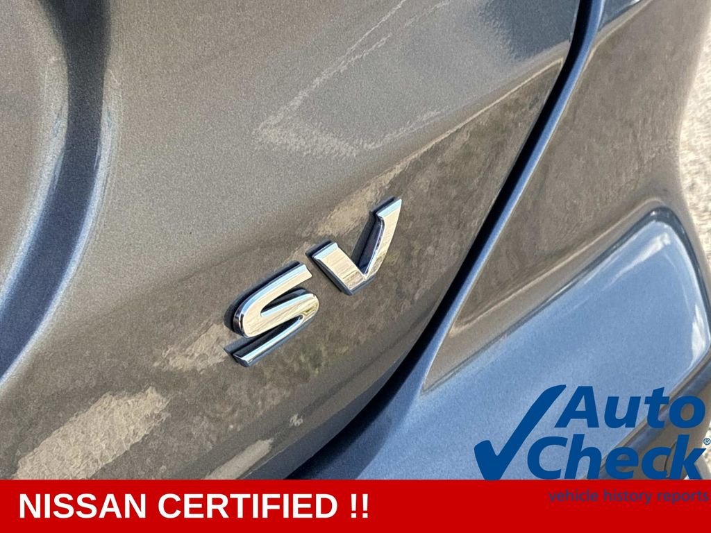 Used 2024 Gray Nissan SV image 11
